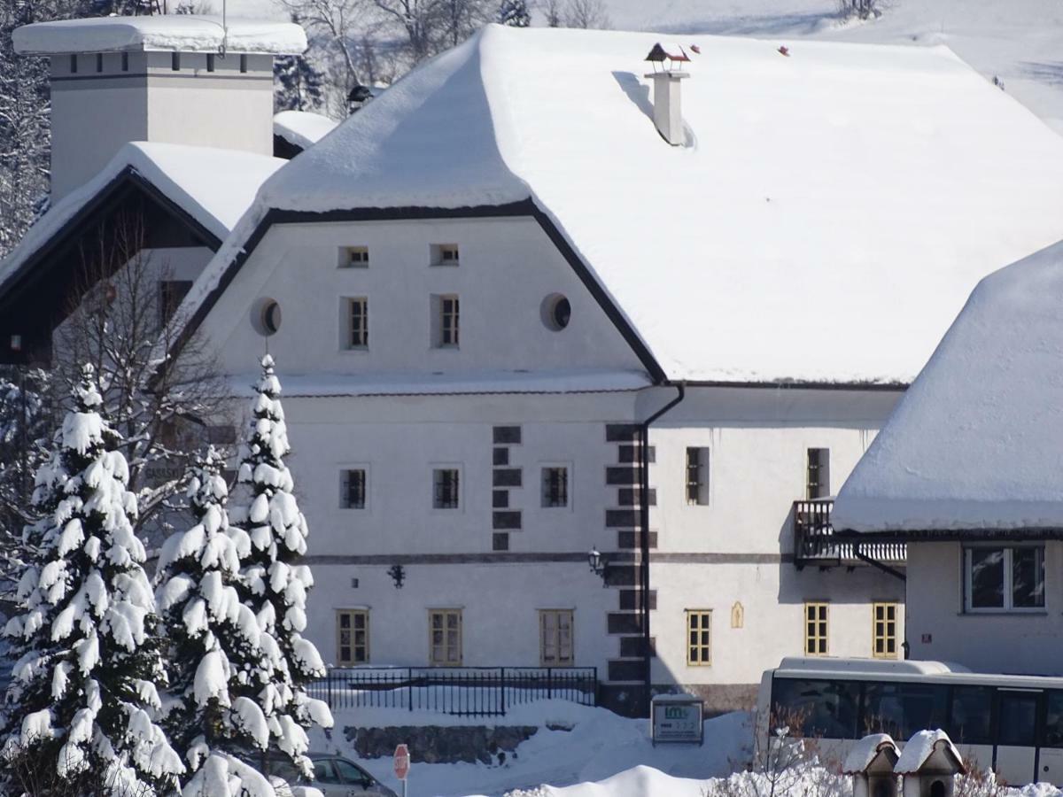 Apartments Mozinetova Hisa Sentjost nad Horjulom Exteriör bild